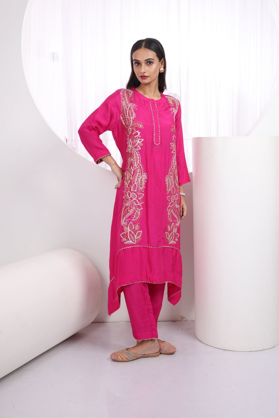 Vritika Ethnic Luxe set