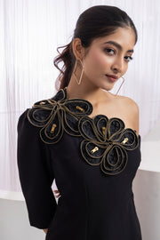 Noir Chains