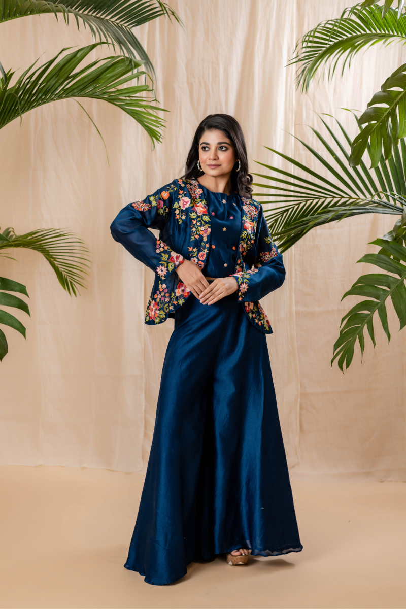 Nairiti Jacket Set